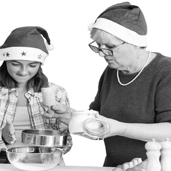 Personalized Handwritten Recipe and Photo Decorative Cutting Board - Picture 5 of 11